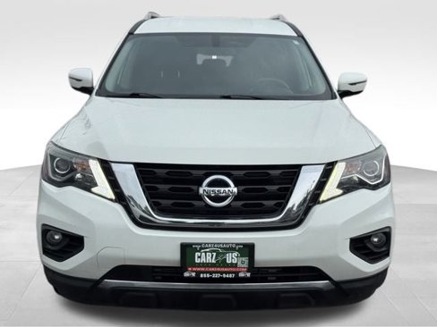 Used 2017 Nissan Pathfinder SV w/ Trailer Tow Package image 2