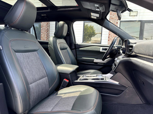 Used 2022 Ford Explorer Timberline image 32