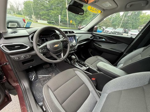 Used 2022 Chevrolet TrailBlazer LT w/ Convenience Package image 17