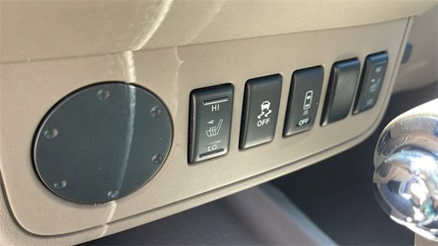 Used 2015 Nissan Frontier SV w/ SV Value Truck Package image 17