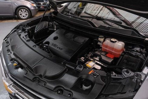 Used 2020 Chevrolet Traverse LT image 47