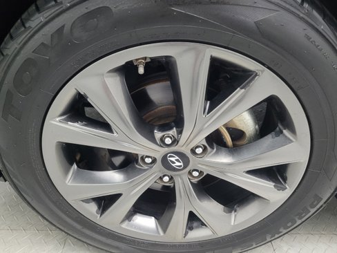 Used 2017 Hyundai Santa Fe Sport image 31