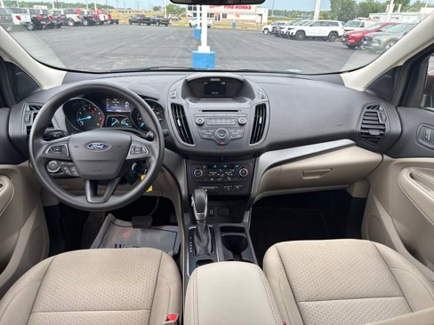 Used 2018 Ford Escape SE image 12