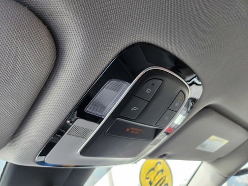 Used 2023 Hyundai Santa Fe SE image 15