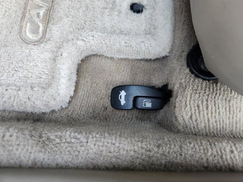 Used 2005 Toyota Camry LE image 28