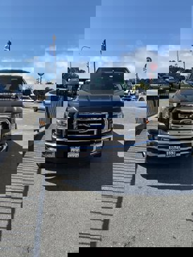 Used 2015 Ford F150 XLT image 2