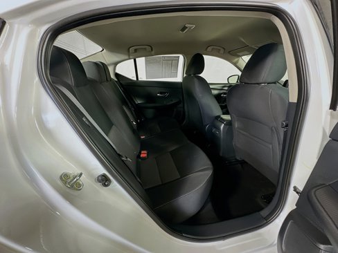 Used 2022 Nissan Sentra SV image 26