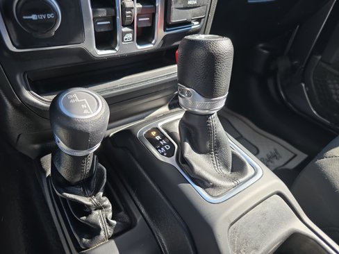 Used 2019 Jeep Wrangler Unlimited Sport S image 26