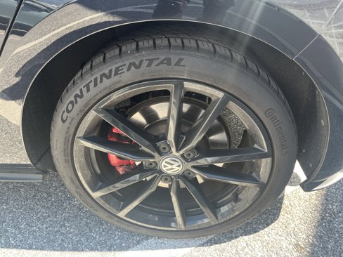 Used 2021 Volkswagen GTI SE image 10