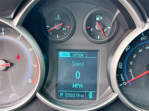 Used 2014 Chevrolet Cruze LS image 12