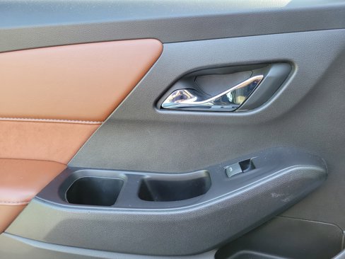 Used 2018 Chevrolet Traverse High Country image 12