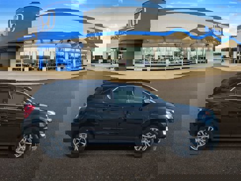 Used 2016 Chevrolet Equinox LT w/ Convenience Package image 9