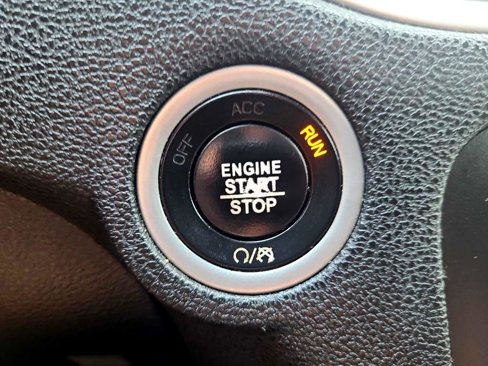 Used 2019 Dodge Charger SXT image 23