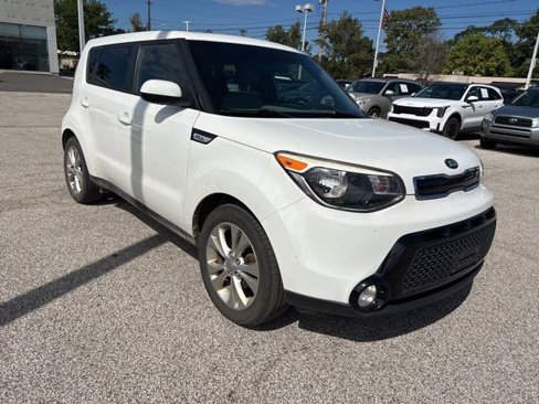Used 2016 Kia Soul + image 4