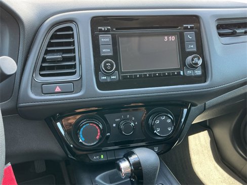 Used 2022 Honda HR-V LX image 22