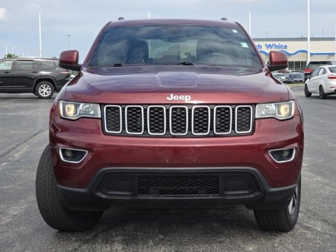 Used 2019 Jeep Grand Cherokee Laredo w/ Laredo X Package image 9