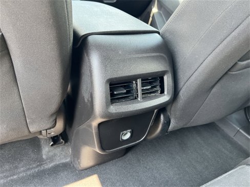 Used 2018 Chevrolet Equinox LS image 20