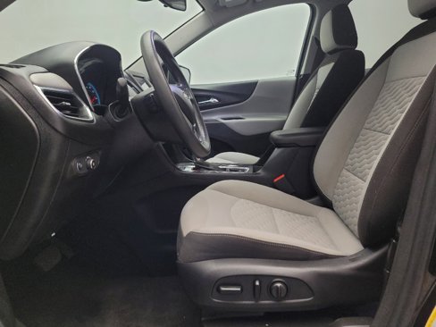 Used 2020 Chevrolet Equinox LS w/ LPO, Cargo Package image 17