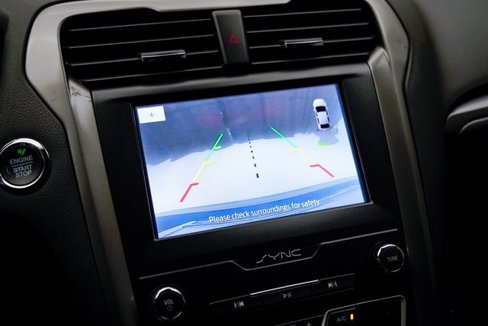 Used 2020 Ford Fusion SE image 29