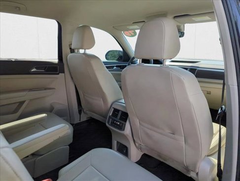 Used 2019 Volkswagen Atlas SE w/ Towing Package image 20