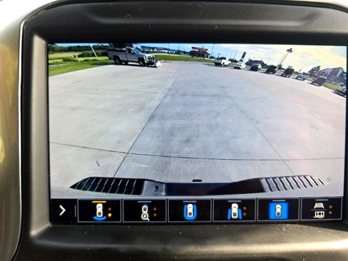 Used 2021 Chevrolet Silverado 2500 LTZ w/ LTZ Premium Package image 40