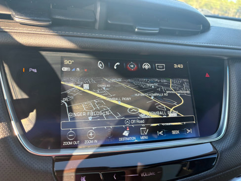 Used 2018 Cadillac XT5 Luxury w/ Driver Awareness Package image 19