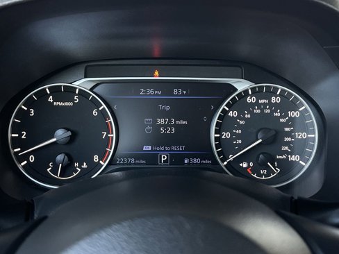 Used 2024 Nissan Altima 2.5 SV image 11