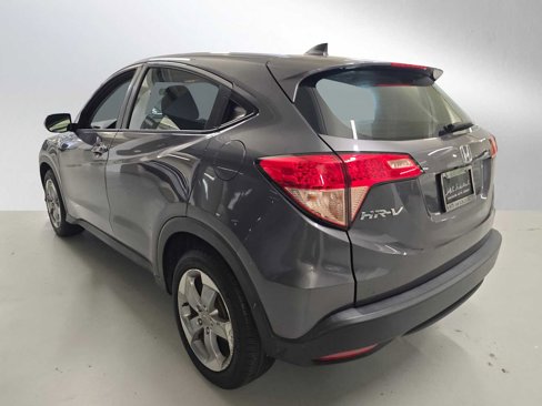 Used 2017 Honda HR-V LX image 5