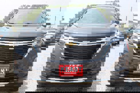Used 2022 Chevrolet Equinox LT image 2