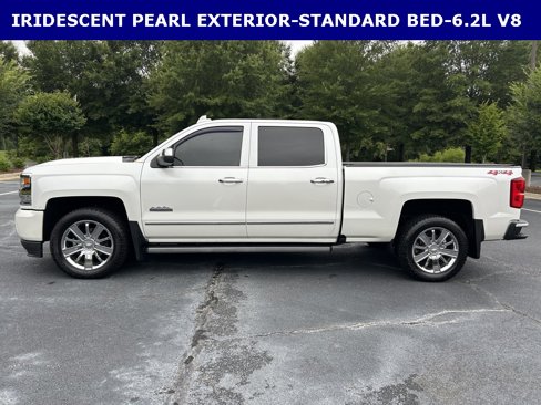 Used 2018 Chevrolet Silverado 1500 High Country image 11