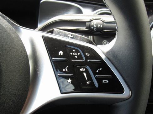 New 2025 Mercedes-Benz GLB 250 4MATIC image 28