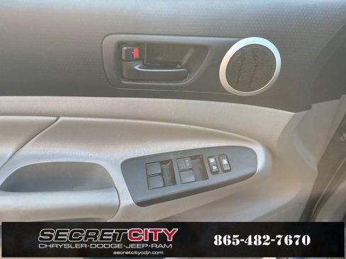 Used 2015 Toyota Tacoma 4x4 Double Cab image 22