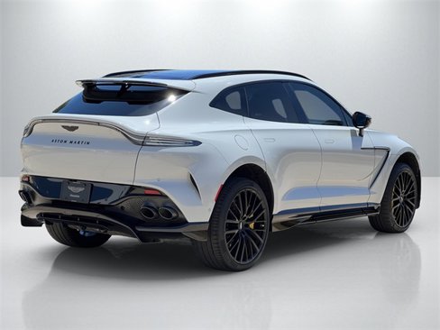 Used 2023 Aston Martin DBX 707 image 10