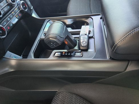 Used 2024 Ford F150 XLT w/ Equipment Group 302A MID image 32