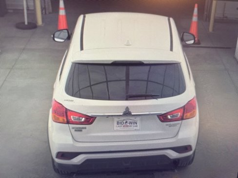 Used 2018 Mitsubishi Outlander Sport LE image 15