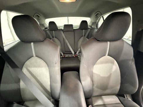 Used 2021 Toyota Camry LE image 17