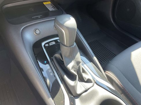 Used 2025 Toyota Corolla SE image 30