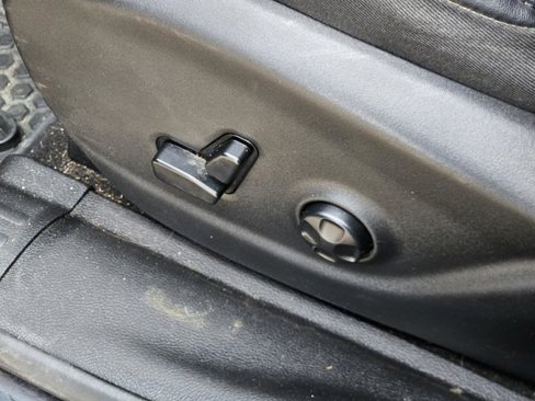 Used 2019 Jeep Cherokee Trailhawk image 36