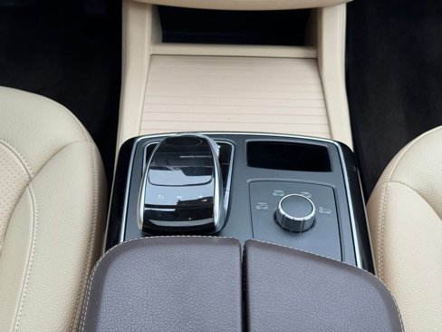 Used 2018 Mercedes-Benz GLE 350 image 22