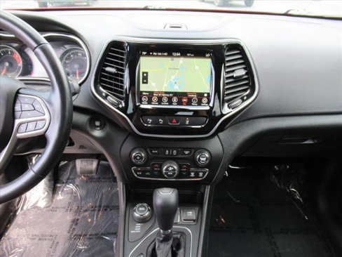 Used 2021 Jeep Cherokee High Altitude image 22
