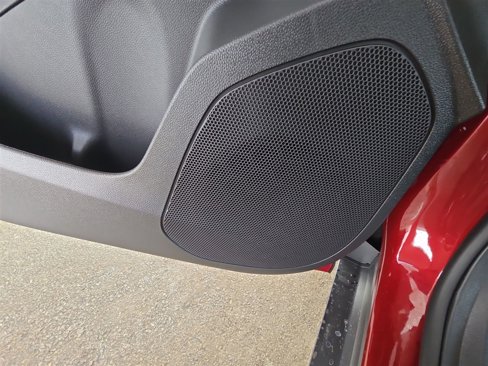 New 2025 Chevrolet Trax LT w/ LT Convenience Package image 22