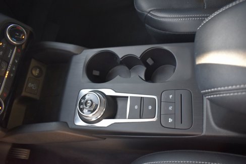 Used 2022 Ford Escape Titanium image 21