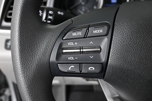 Used 2020 Hyundai Elantra SE w/ Cargo Package (C1) image 19