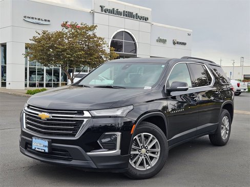 Used 2022 Chevrolet Traverse LT image 2