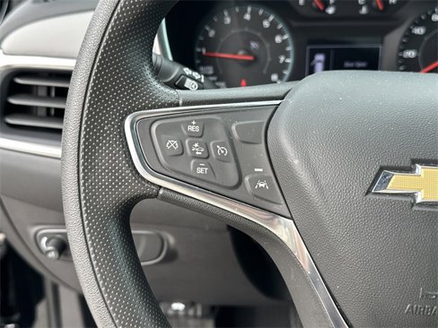 Used 2024 Chevrolet Equinox LS image 24
