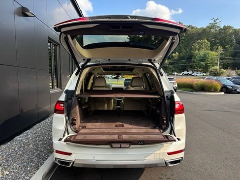 Used 2019 BMW X7 xDrive40i w/ Cold Weather Package image 56