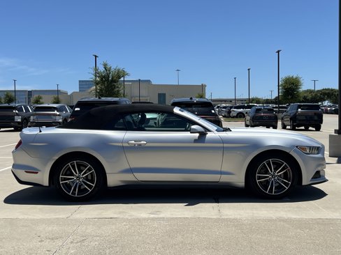 Used 2017 Ford Mustang Premium image 10