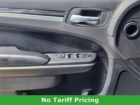 Used 2020 Chrysler 300 Touring w/ Sport Appearance Package image 22