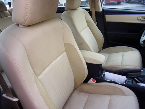 Used 2017 Toyota Corolla LE image 14