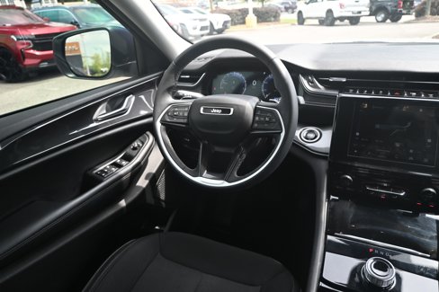 Used 2023 Jeep Grand Cherokee Laredo w/ Trailer Tow Prep Group (B) image 9